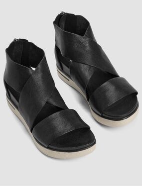 Eileen Fisher Sport Wide Strap Tumbled Leather sandal back zip black Soft Sz 10